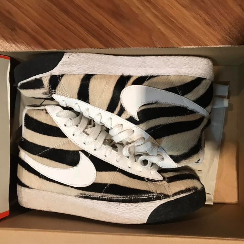 Nike blazer zebra